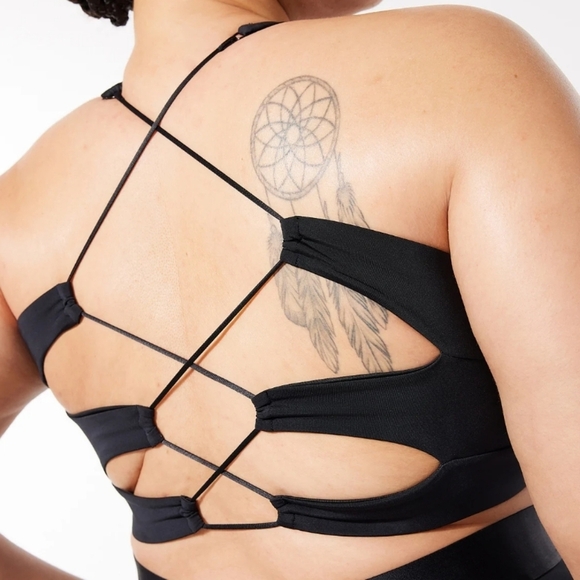 Savage X Fenty Wildcat black cropped open strappy back v neck tank top - Picture 1 of 10